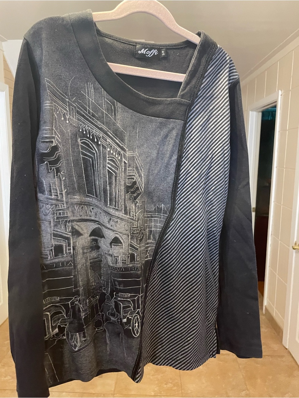 Y2K Women’s Black Graphic Long-Sleeve Shirt with Striped Panel